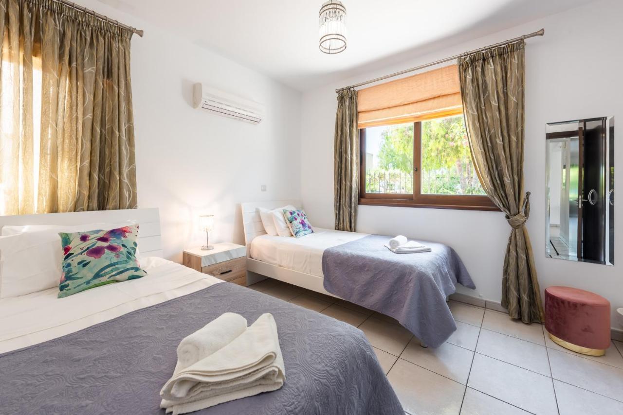 Sea Front Oceanus H3 By Ezoria Villas أيا نابا المظهر الخارجي الصورة