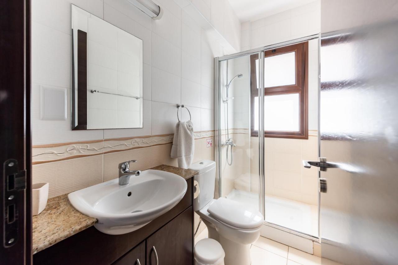Sea Front Oceanus H3 By Ezoria Villas أيا نابا المظهر الخارجي الصورة